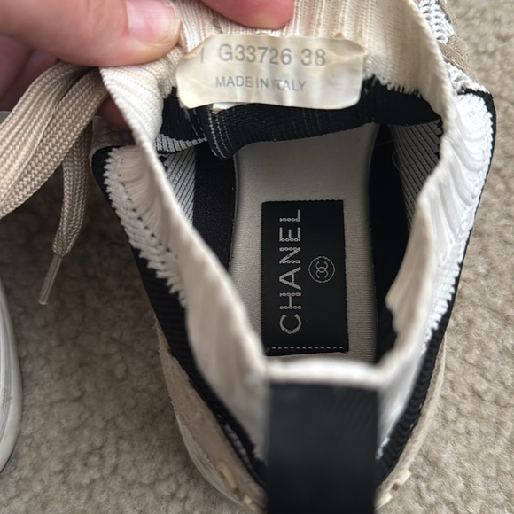 Chanel interlocking CC logo sneakers - Picture 6 of 6